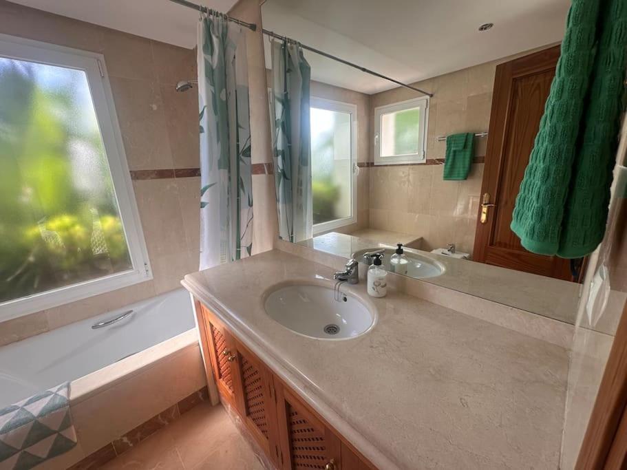 Costalita Beach Apartamento En אסטפונה מראה חיצוני תמונה
